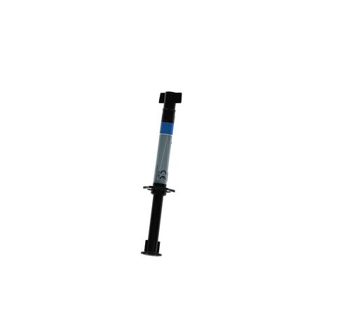 Kuraray America Inc 3302EU Clearfil Majesty ES Flow Syringe A2 2.7g – High Polish, Submicron Filler, Anti-Drip Formula in Kuwait