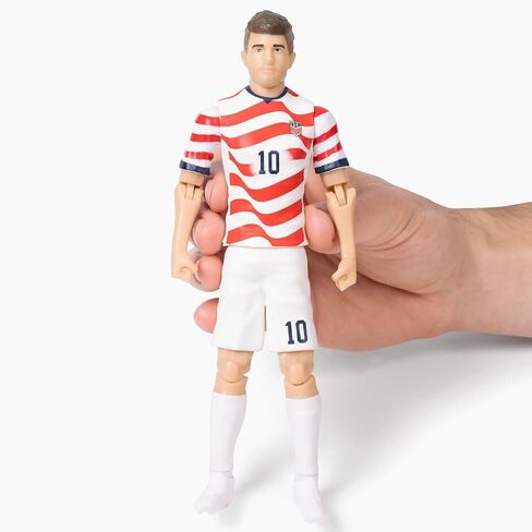سوكرز بانبو تويز 2026 USMNT كريستيان بوليسيك هوم جيرسي 8 بوصة شخصية كرة قدم قابلة للجمع in Kuwait
