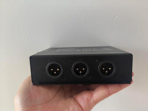 1x6 XLR Mic Splitter Box - 1-IN-6-OUT / 6-IN-1-OUT مقسم خط متوازي لتسجيل الصوت الاحترافي والأداء المباشر واستخدام الاستوديو in Kuwait