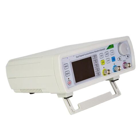 FY6600-30MHz ثنائي القناة DDS مولد الإشارة التعسفية 250MSa/s 8192*14 بت تردد متر VCO انفجار in Kuwait