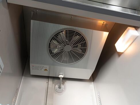 KoolMore 29 in. One Door Commercial Reach-in Refrigerator, 23 cu. ft. ETL Listed in Stainless-Steel (RIR-1D-SS) in Kuwait