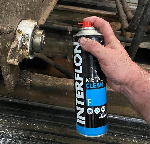 Interflon Metal Clean F - منظف ومزيل شحوم المعادن الصناعية - منظف آمن للطعام NSF H1 - بخاخ مزيل الشحوم شديد التحمل 500 مل - يزيل الزيوت والشحوم من الأسطح - يستخدم في تجهيز الأغذية in Kuwait