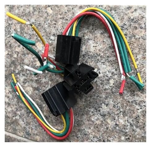 1 قطعة TRV3 12VDC (V4-1C-12V-40A) مرحل 5 دبوس ؛ قاعدة التتابع (TRV3 L-Z-F 12VDC) in Kuwait