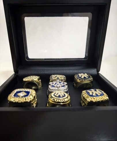 CLASSIC SERIES N#Y 1977-2009 7-Times YKEES CHAMPIONSHIP RING #Rarity فاخر وحصري رياضي بتفاصيل مشجعي هدية فائقة - مجموعة المجد لمختلف المهرجانات والمناسبات مع صندوق خشب الصندل in Kuwait