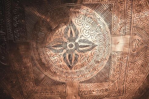 22" Premium Wind Gong, Hand Engraved — MADE IN INDIA — Includes Table Stand, For Meditation, Sound Healing Therapy and Yoga, 2-YEAR WARRANTY in Kuwait