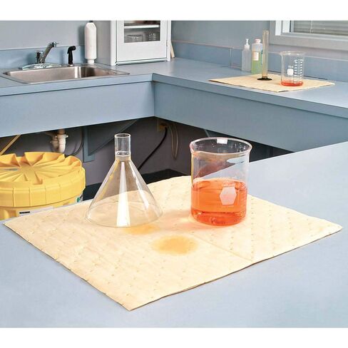 Hazmat Commander Absorbent Mat Pad, Heavyweight, Polypropylene, 19" x 15" (L x W), Yellow, Pack of 100 (YPF100H) in Kuwait