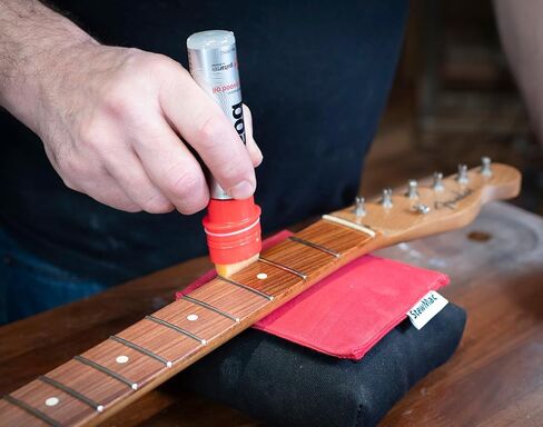 GuitarTek Essential Guitar Cleaning Duo Set, Premium Guitar Care Gift Set with Guitar Cleaner, Fretboard Conditioning Oil & 2 Microfiber Cloths in Kuwait