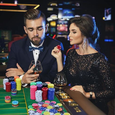 300 قطعة من رقائق البوكر البلاستيكية من Coopay لتكساس هولديم، بلاك جاك، مجموعة رقائق البوكر مع حواف مخططة للنرد للعبة لوحة البطاقات، نادي البطاقات في وقت متأخر من الليل، مستلزمات الحفلات ذات الطابع المنزلي (متعددة الألوان) in Kuwait