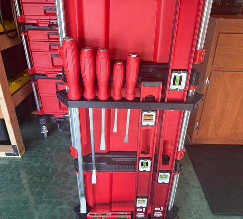 Level Bracket for Milwaukee Packout Side Rails in Kuwait