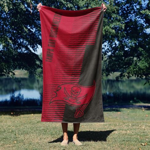 منشفة شاطئ Northwest Tampa Bay Buccaneers NFL Progression Jacquard مقاس 36 × 72 بوصة in Kuwait