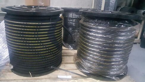 خرطوم هيدروليكي SAE 100R2AT بسلكين R2 من أسلاك الفولاذ المقوى (معرف 1/2 بوصة، 50 قدم) in Kuwait
