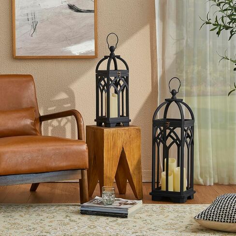 Glitzhome مزرعة الخشب المعادن شمعة الفوانيس طويل القامة خمر حاملي الشموع الزخرفية مجموعة من 2 مصراع نمط الفوانيس الكلمة المتعثرة ريفي في الهواء الطلق لحديقة الزفاف، غسل الأبيض، لا الزجاج in Kuwait