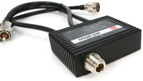 Diamond Antenna MX-3000 Triplexer – 1.6–160 MHz / 350–500 MHz / 850–1300 MHz, 800 W PEP, 50 Ω, High-Isolation (55 dB), Includes PL-259 Leads in Kuwait