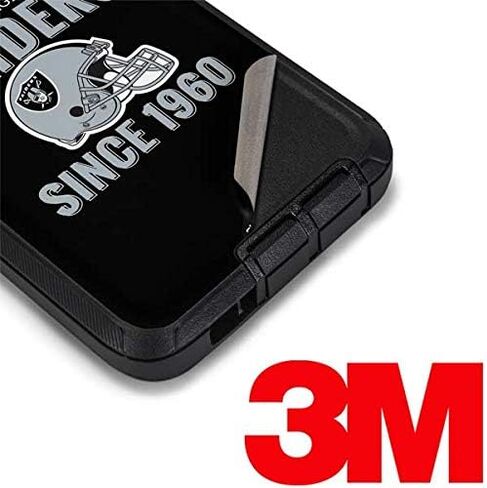 ملصق Skinit متوافق مع OtterBox Defender Galaxy S10 - تصميم خوذة NFL Las Vegas Raiders مرخص رسميًا in Kuwait