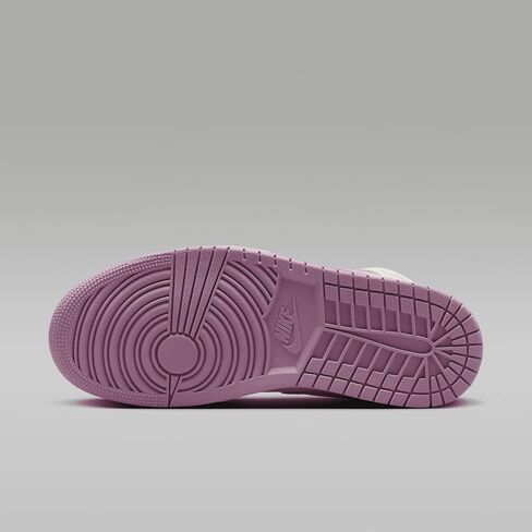 حذاء Air Jordan 1 متوسط ​​للنساء (BQ6472-162، شراعي/موسلين/أوركيد) مقاس 10 in Kuwait