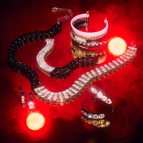 Stone Wire Hoop Earrings in Saudi Arabia