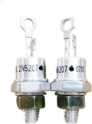 1PCS 2N5207 thyristor in Kuwait