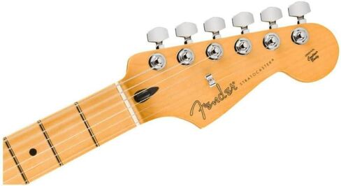 جيتار كهربائي ستراتوكاستر معدل من Fender Player II - لون أخضر معدني مع لوحة أصابع من خشب القيقب in Kuwait