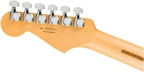 جيتار كهربائي ستراتوكاستر معدل من Fender Player II - لون أخضر معدني مع لوحة أصابع من خشب القيقب in Kuwait