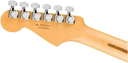 جيتار كهربائي ستراتوكاستر معدل من Fender Player II - لون أخضر معدني مع لوحة أصابع من خشب القيقب in Kuwait