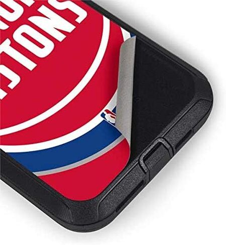 ملصق Skinit متوافق مع حافظة OtterBox Defender iPhone 11 - تصميم شعار كبير مرخص رسميًا من NBA Detroit Pistons in Kuwait