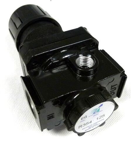 Arrow Pneumatics R354G 1/2 "Reg، مقياس، 3 نقاط. مقبض قفل، 40 درجة فهرنهايت إلى 120 درجة فهرنهايت، 250 رطل لكل بوصة مربعة أقصى ضغط 1/4" منافذ التدفق الكامل in Kuwait