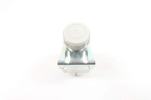 SMC IR2010-02B منظم هوائي 1/4IN NPT 1MPA 0.01-0.4MPA D633520 in Kuwait