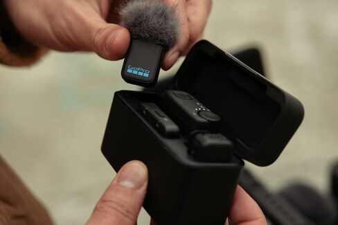 GoPro Wireless Mic Complete Kit (2 TX, 2 RX, Charging Case) - for GoPro/Camera/iPhone/Android, Ultra-Compact, Noise Reduction, Gain Control, Vlogging in Kuwait