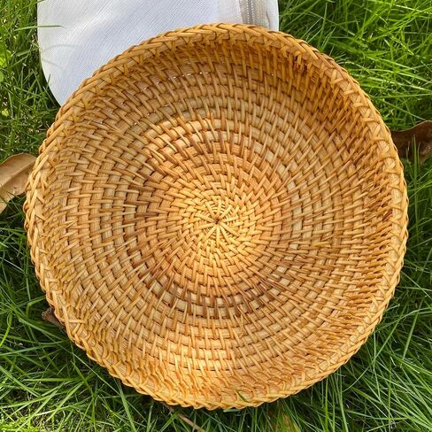 Small Round Display Basket for Entryway Hand Woven Wicker Rattan healthy environmental Vine Storage Organizer Cane Decorative Tray for Keys Wallet Phone remote control Fruit Candy Cake Food (2pcs) in Kuwait