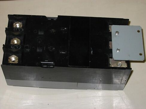 قاطع دائرة سيمنز FXD63B150، FD، 3P، 150A، 600V in Kuwait