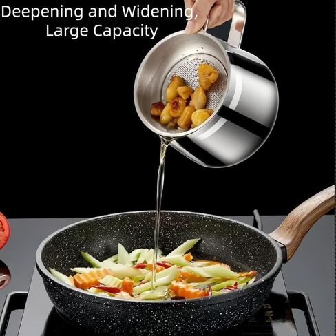 Stainless Steel Bacon Grease Container With Strainer, 2L/68oz Oil Container With Dust-proof Lid For Kitchen Storing Frying Cooking Grease in Kuwait