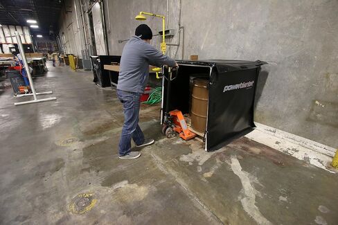 Powerblanket HB48-1200 Bulk Material Warmer, Hot Box Heater, 48 cu. ft. Heated Space, 1200W, 120V in Kuwait