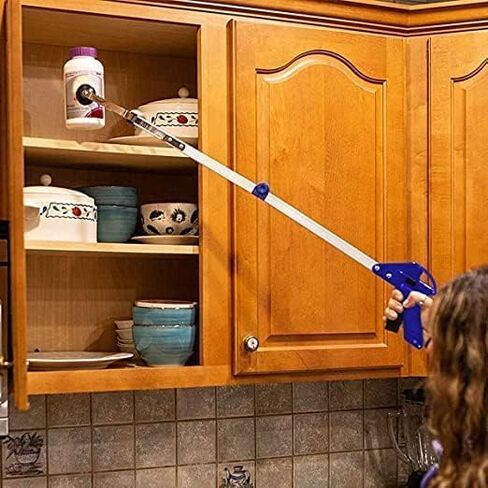 أداة Grabber Reacher، عصا التقاط قابلة للطي من الألومنيوم بطول 32 بوصة مع قبضة مغناطيسية قوية، فك دوار مضاد للانزلاق، أداة الإمساك بمخلب القمامة، أداة الإمساك باليد للوصول، تمديد الذراع in Kuwait