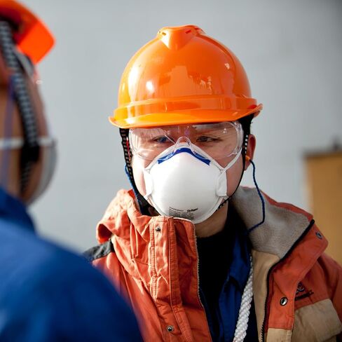 Dräger X-plore 1350 N95 Particulate Respirator, 20 Pack, Size M/L, NIOSH-Certified, Disposable Dust Mask, Adjustable Head Harness, Low Breathing Resistance in Kuwait