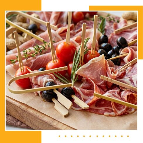 مجموعة إكسسوارات Charcuterie للاستعمال مرة واحدة من Colarr، لوازم طاولة الرعي، بما في ذلك ورق الجزار البني، وملقط خشبي، وشوك مقبلات الخيزران لحفلات الزفاف والولائم (18 بوصة × 100 قدم) in Saudi Arabia