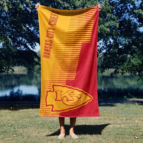منشفة شاطئ Northwest Kansas City Chiefs NFL Progression Jacquard مقاس 36 × 72 بوصة in Kuwait
