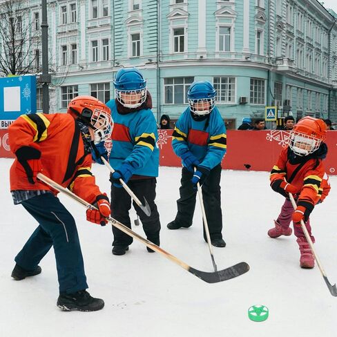 Red Roller Hockey Puck for Street and Ice Hockey, Made of Sturdy Pp Material with Reduced Friction and Multifunctional Design, for Indoor and Outdoor Use in Gyms and Outdoor Fields in Saudi Arabia