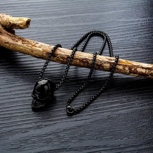 Fashion Jewelry Stainless Steel Skull Pendant Necklace for Men Punk Rapper High Polished Skull Head Hip Hop Pendant Necklace with 22 Inches Box Chain for Women Men in Kuwait