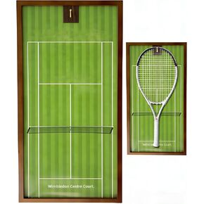 إطار عرض مضرب تنس خشبي بخلفية فرنسية مفتوحة | قاعدة من خشب الجوز وخطافات نحاسية، تعرض مضربك بأناقة، مع أربع خلفيات ملعب شهيرة، لغرفة المعيشة، وغرفة النوم in Kuwait