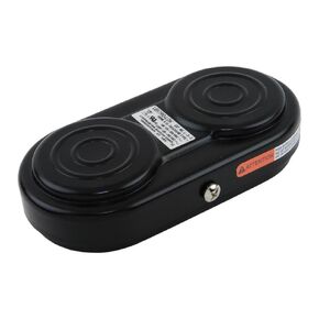 L-2-S Lektro-Lok Rocker Action Foot Switch، كهربائي، دواسة واحدة، مؤقتة، SPDT على كل جانب، بدون حماية، أسود in Kuwait
