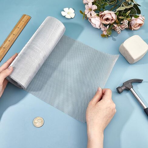 BENECREAT 19.7FT x 7.9IN Aluminum Wire Mesh for Arts and Craft, Sculpting Wire Mesh Roll Craft Wire Mesh for Clay Papier Mache DIY Art Projects in Kuwait