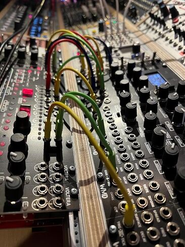 Luigi's Modular mPatch Mini Eurorack Patch Cables - Gray 30 cm (12 in) 5 Pack in Saudi Arabia