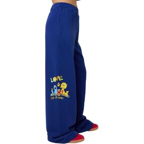 Samii Ryan Women's Around the World Open Leg Sweatpants in Saudi Arabia