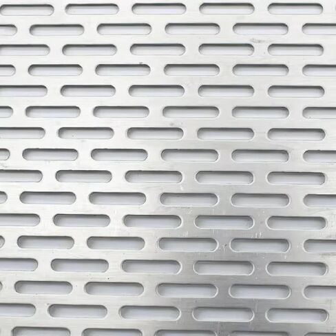 صفائح معدنية مثقوبة، فتحة شبكية معدنية موسعة، فتحات مستطيلة 0.2 × 1 بوصة (حوالي 5 × 25 مم) لوحة شاشة شبكية من الفولاذ المقاوم للصدأ 304 مثقبة، لوحة تزيين لوحة تزيين (18 مقياس 12 × 16 بوصة) in Kuwait
