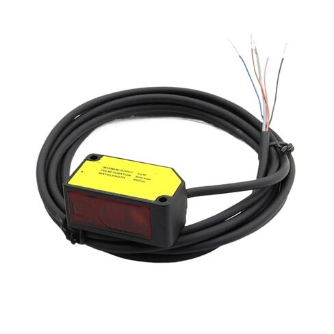 1PCS Type Distance Ranging Photoelectric Sensor Displacement Switch(400MM PNP Analog) in Kuwait