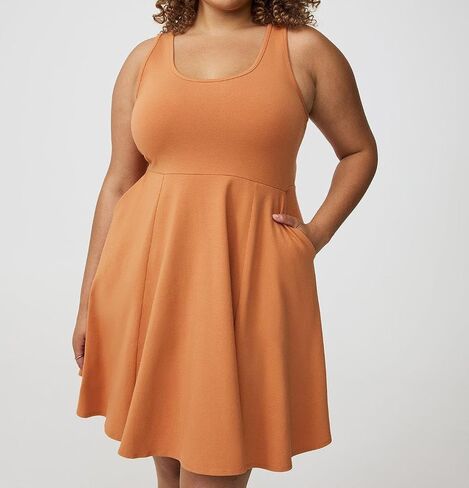فستان Torrid نسائي بمقاس كبير - فستان قصير بفتحة رقبة واسعة بدون أكمام in Kuwait