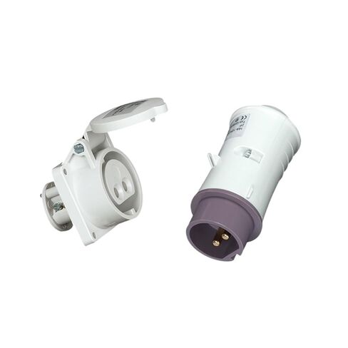الجهد المنخفض الطيران الصناعي مقاوم للماء والغبار التوصيل والمقبس 2P 3P 16A 32A 20-25V 40-50V in Kuwait