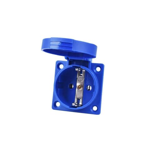 16A 220V-240V 2P+E IP44 air Conditioning Industrial Plug Socket Cable Power Connector in Kuwait