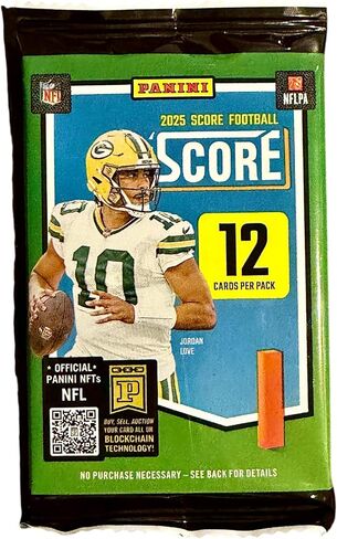 مجموعة Panini 2025 Score Football الحصرية من المصنع الضخم المختوم من MEGA Foil Pack مع 12 بطاقة بما في ذلك بطاقات Rookies وParallels! ابحث عن ترافيس هانتر وجاكسون دارت وأشتون جينتي وكام وارد وغيرهم الكثير! in Kuwait