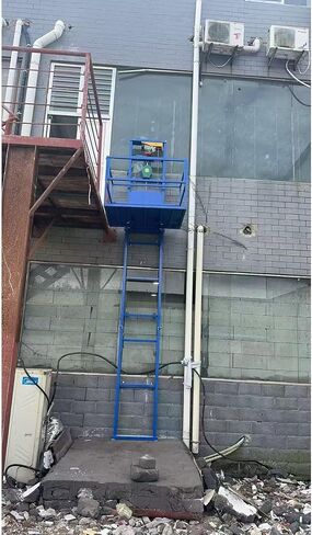 Electric Lifting Elevator Warehouse Management, Loading and Unloading Cargo Lifting Platform, Household Elevator(Small) in Kuwait